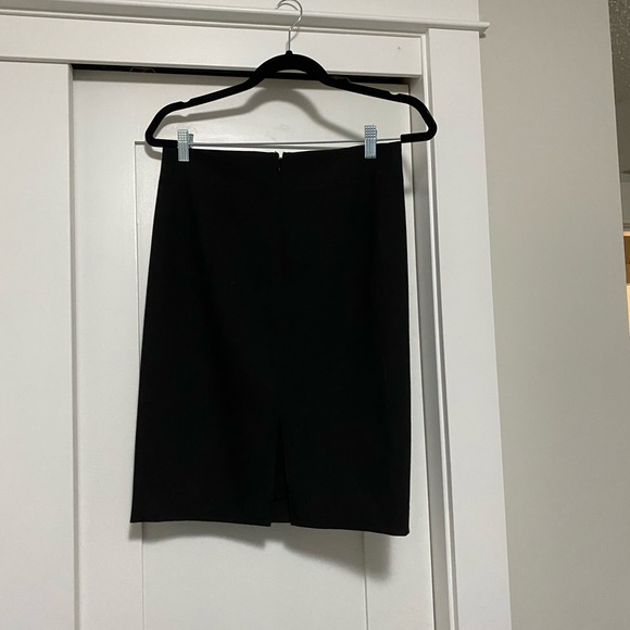 Loft Black Pencil Skirt - Size 4 - Picture 2 of 5